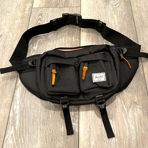 Herschel Eighteen Hip Pack, Black